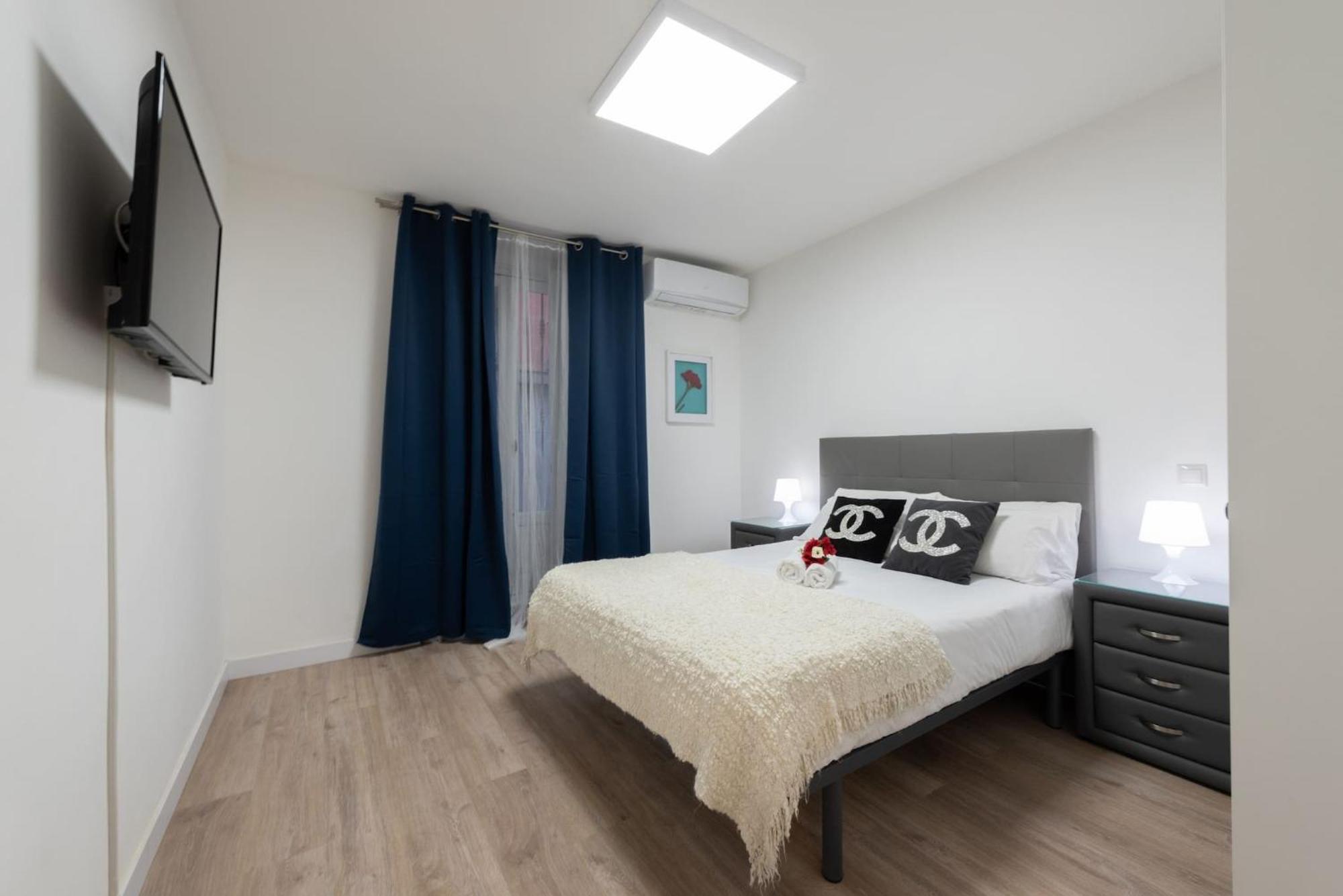 Apartamentos Day Madrid Santo Domingo Centro Gran Via Sol Malasana Extérieur photo