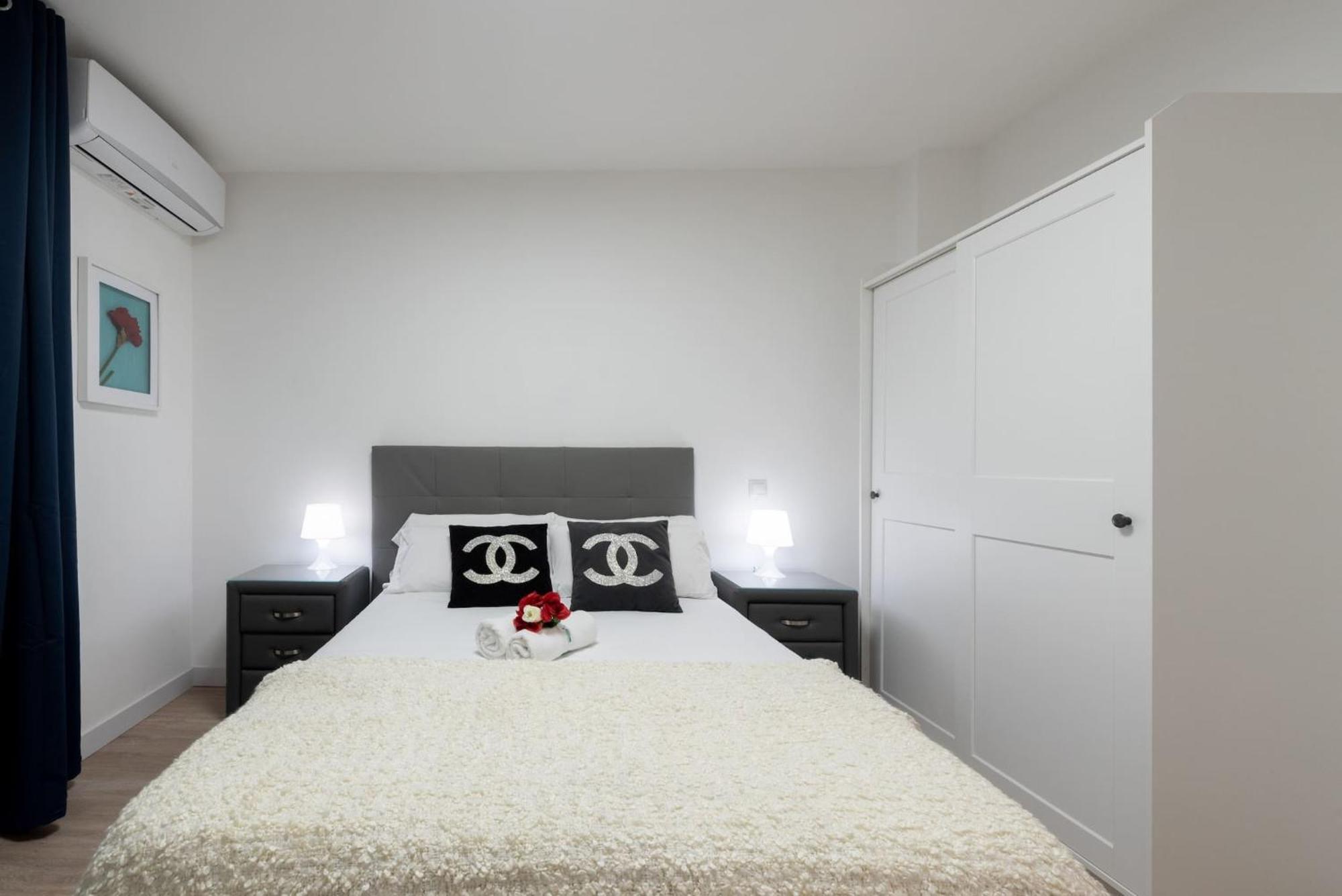 Apartamentos Day Madrid Santo Domingo Centro Gran Via Sol Malasana Extérieur photo