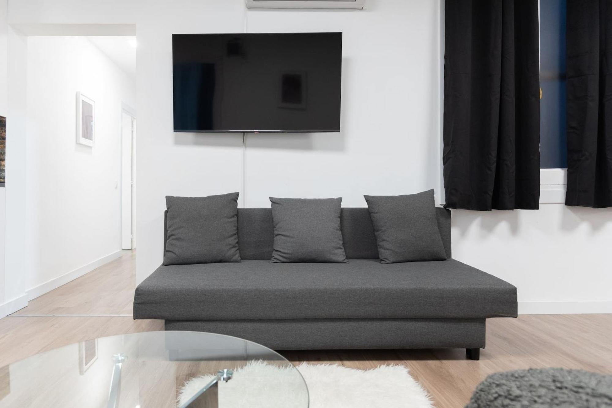 Apartamentos Day Madrid Santo Domingo Centro Gran Via Sol Malasana Extérieur photo