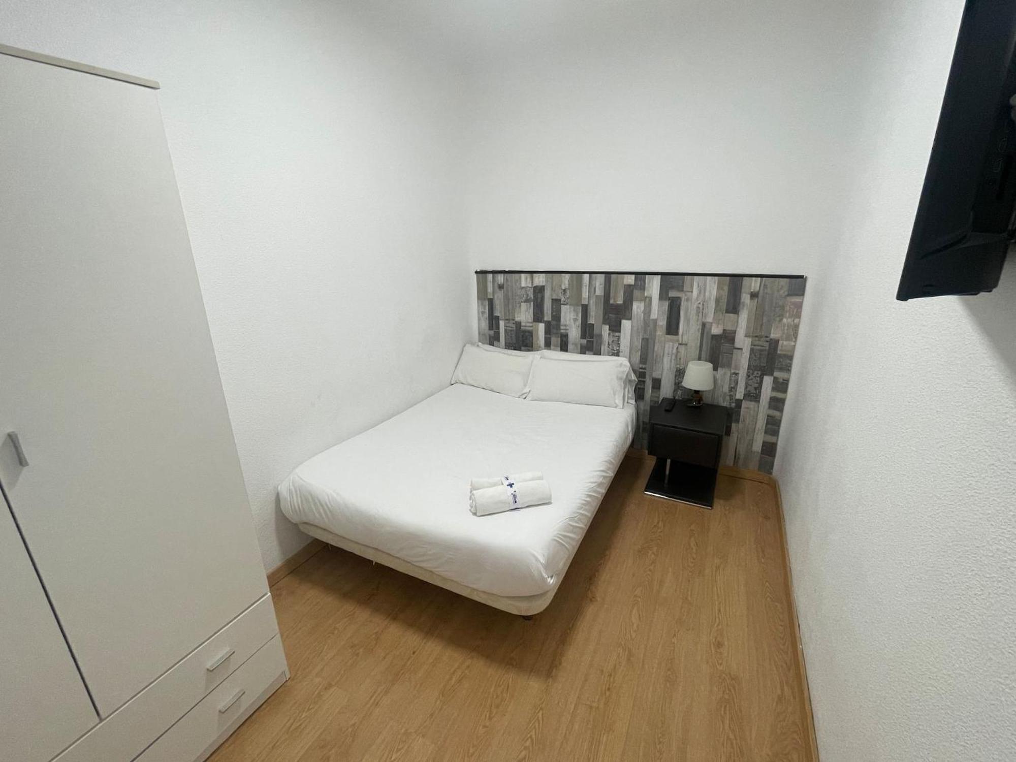 Apartamentos Day Madrid Santo Domingo Centro Gran Via Sol Malasana Extérieur photo
