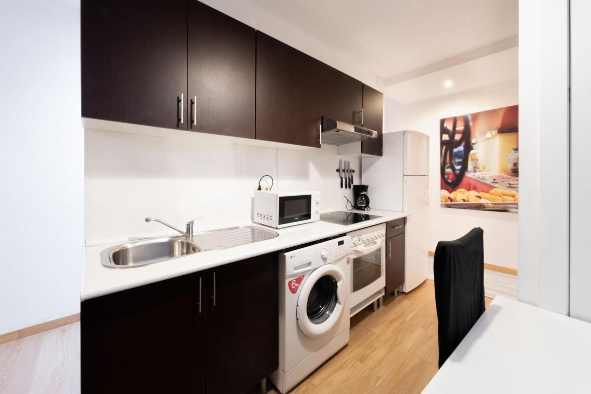 Apartamentos Day Madrid Santo Domingo Centro Gran Via Sol Malasana Extérieur photo